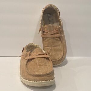 Hey Dude Women’s Wendy Sparkling Rose Gold Shoes Size 8.